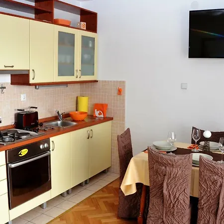 Apartmani Admiral Novalja Exterior photo