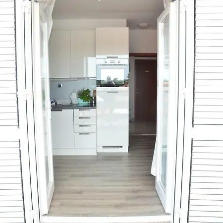 Apartmani Admiral Novalja Exterior photo