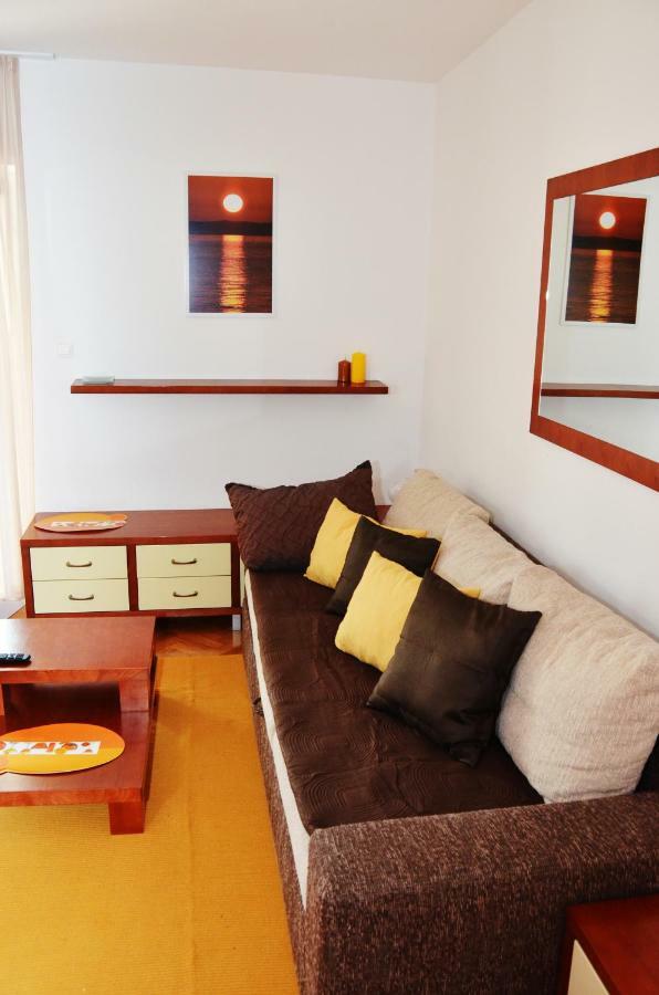 Admiral Apartment